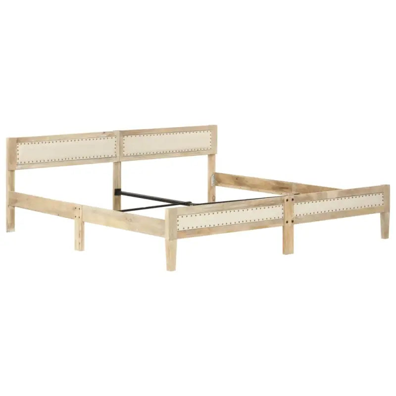 Klassiek bedframe van massief mangohout voor een warme slaapkamer uitstraling - 200 x 200 cm - Bedden & bedframes
