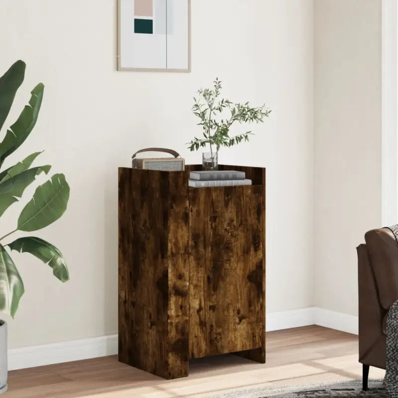 Klassiek dressoir van bewerkt hout voor een stijlvolle inrichting - Dressoirs & buffetkasten