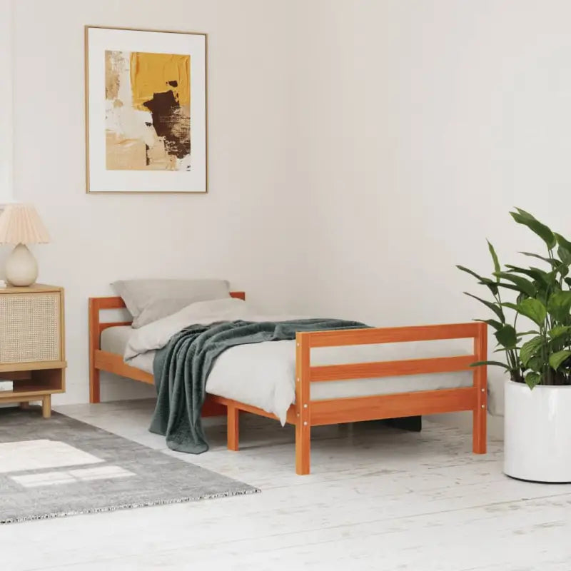 Klassiek houten bedframe van massief grenenhout voor een stijlvolle slaapkamer - Bruin / 80 x 200 cm - Bedden &