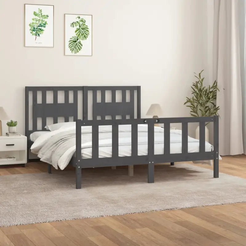 Klassiek houten bedframe van massief grenenhout voor rust en comfort - Grijs / 150 x 200 cm - Bedden & bedframes