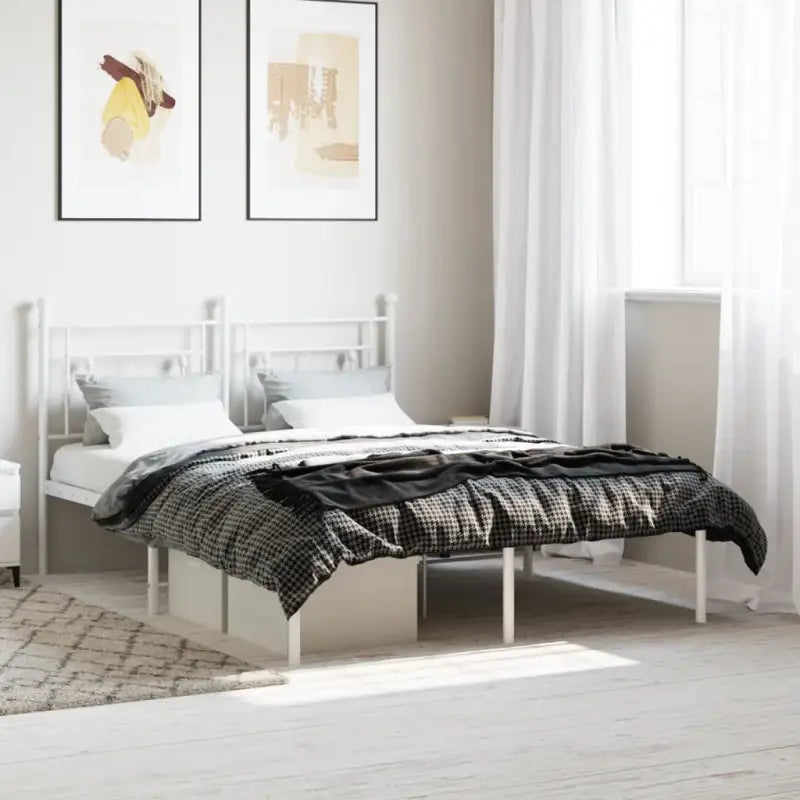 Klassiek metalen bedframe met extra opbergruimte en metalen latten - Wit / 140 x 190 cm / met hoofdbord - Bedden &