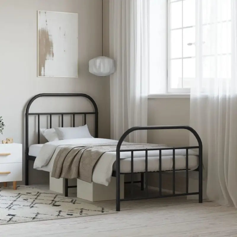 Klassiek metalen bedframe met extra opbergruimte en metalen latten - Zwart / 90 x 200 cm / met hoofdbord & voetbord