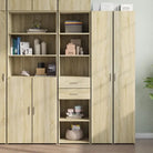 Klassieke hoge kast van bewerkt hout voor een stijlvolle keuken of woonkamer - Sonoma eiken / 1 - Dressoirs &