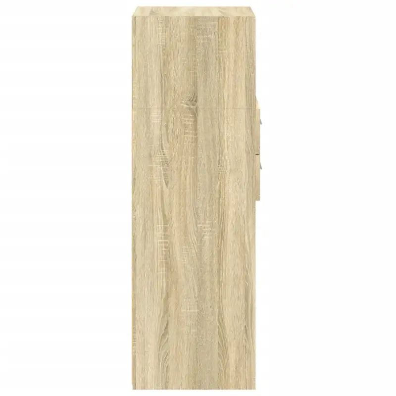 Klassieke hoge kast van bewerkt hout voor elegant en praktisch interieur - Dressoirs & buffetkasten