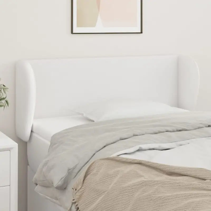 Leverting bevat een klassiek hoofdbord met trendy ontwerp in glanzend kunstleer - Wit / 93 x 23 x 78/88 cm / 1