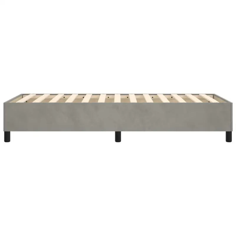 Luxueus bedframe met multiplex lattenbodem en fluweel bekleding - Bedden & bedframes