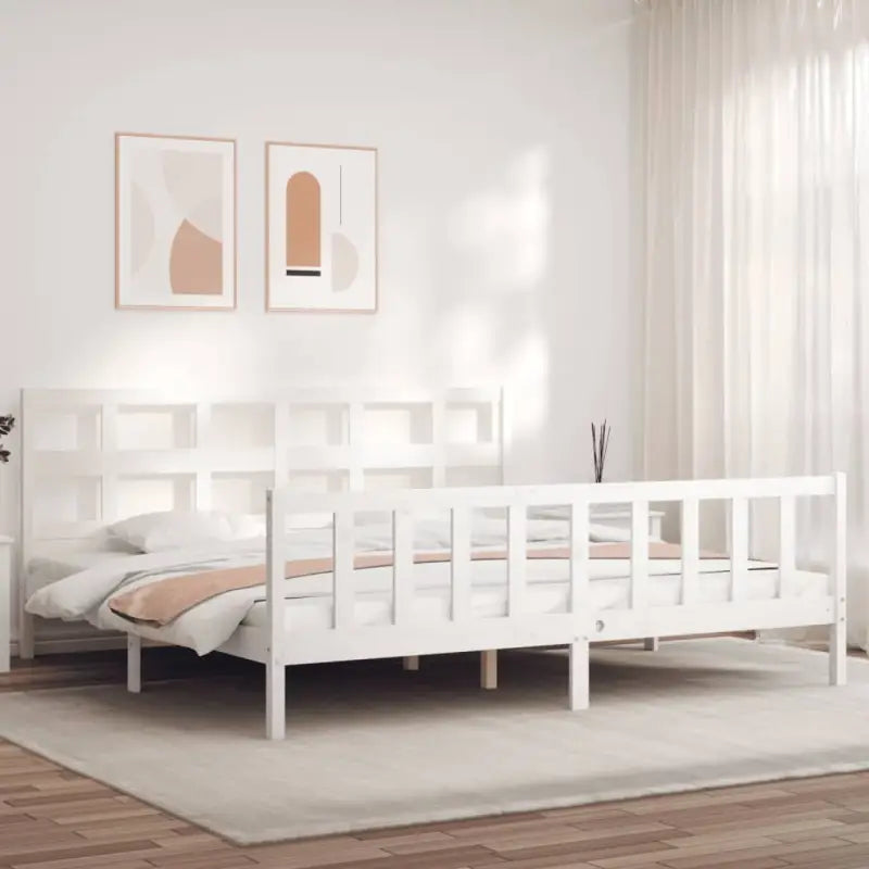 Massief Grenenhout Bedframe voor een Natuurlijke en Comfortabele Slaapruimte - Wit / 200 x 200 cm - Bedden & bedframes
