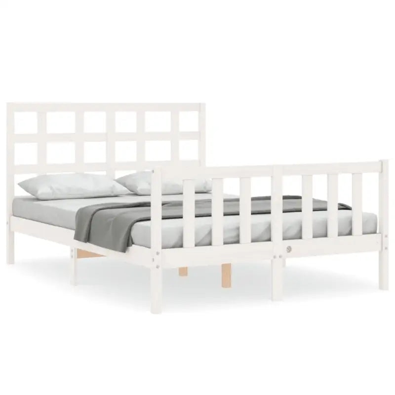 Massief Grenenhout Bedframe voor Een Natuurlijke en Decoratieve Slaapruimte - Bedden & bedframes