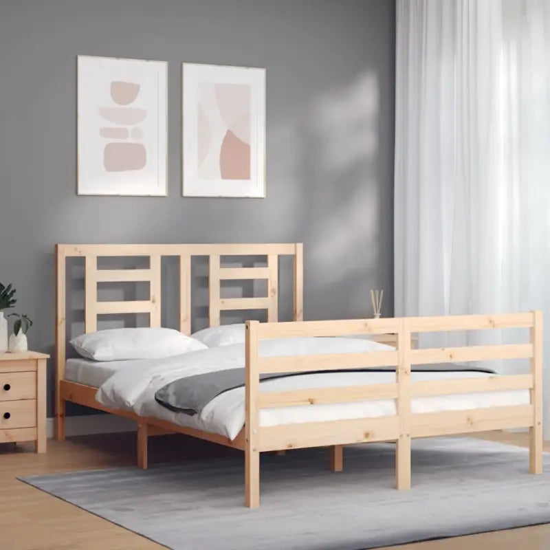 Massief Grenenhout Bedframe voor een Natuurlijke en Decoratieve Slaapkamer - Naturel / 140 x 200 cm - Bedden & bedframes