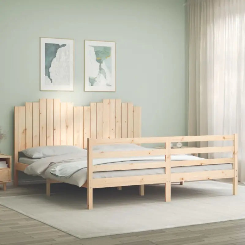 Massief Grenenhouten Bedframe voor een Natuurlijke en Decoratieve Slaapkamer - Naturel / 180 x 200 cm - Bedden &