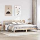 Massief Grenenhouten Bedframe voor een Natuurlijke en Decoratieve Slaapruimte - Naturel / 200 x 200 cm - Bedden &