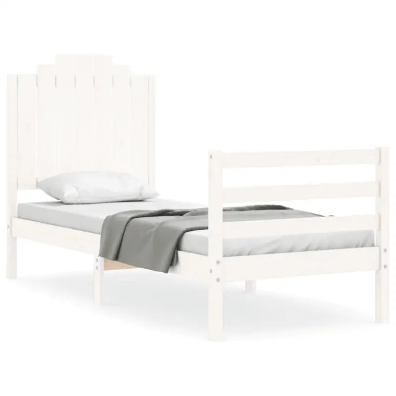 Massief Grenenhouten Bedframe voor een Natuurlijke en Decoratieve Slaapkamer - Bedden & bedframes