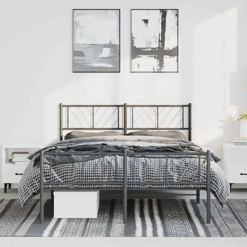 Metalen bedframe met extra opbergruimte en stevige metalen latten - Zwart / 135 x 190 cm / met hoofdbord & voetbord