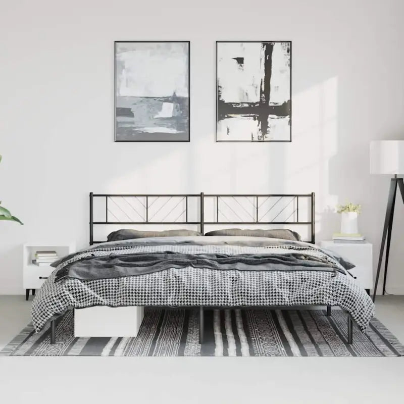 Metalen bedframe met extra opbergruimte en stevige metalen latten - Zwart / 183 x 213 cm / met hoofdbord - Bedden &