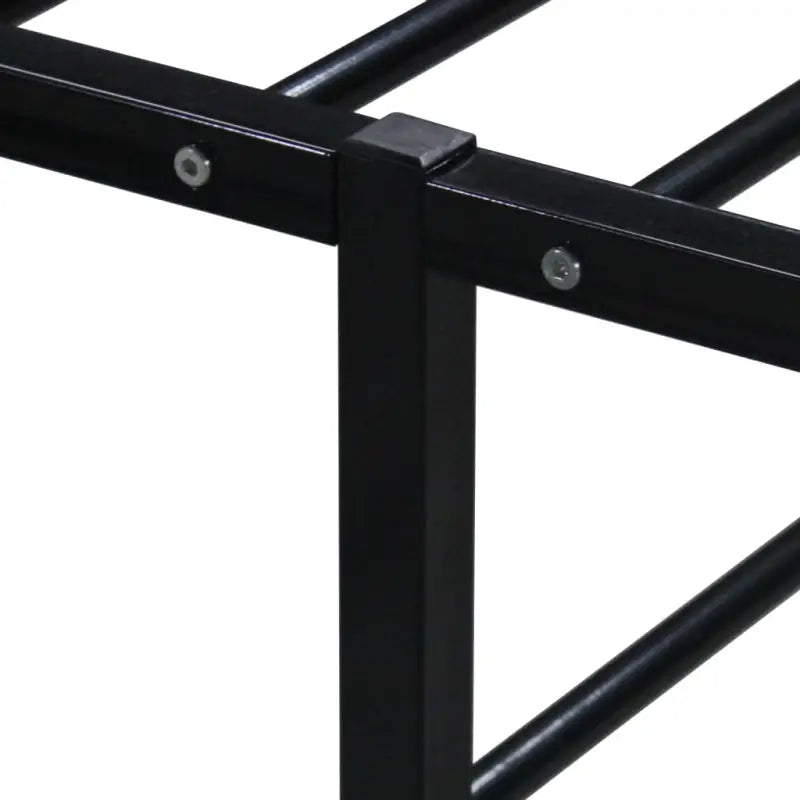 Metalen bedframe met gepoedercoat afwerking voor een klassieke slaapkamer - Bedden & bedframes