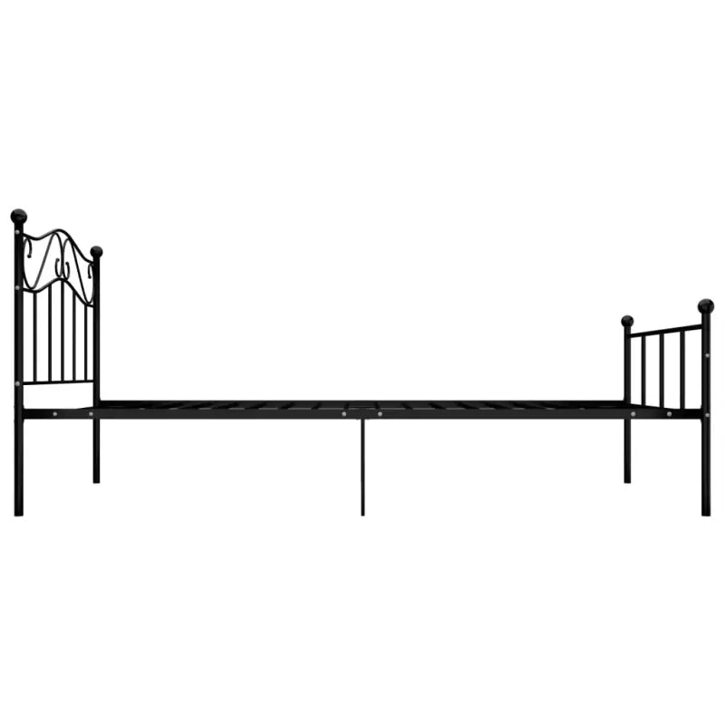 Metalen bedframe voor een klassieke en elegante slaapkamer sfeer - Bedden & bedframes