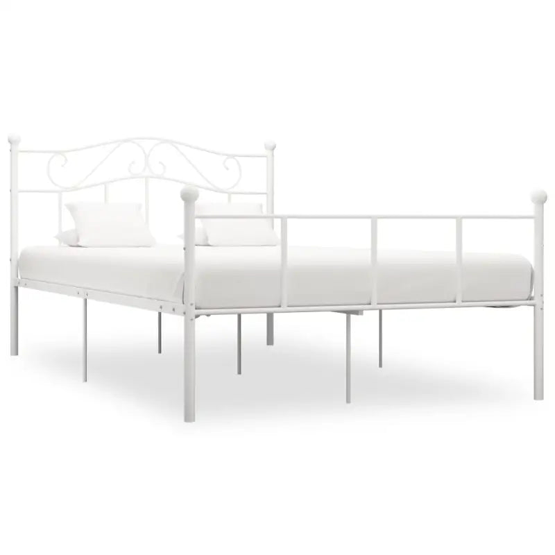 Metalen bedframe voor een klassieke en elegante slaapkamer sfeer - Wit / 140 x 200 cm - Bedden & bedframes