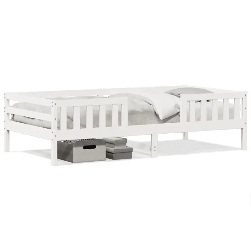 Modern bedframe met multiplex lattenbodem in massief grenenhout - Bedden & bedframes