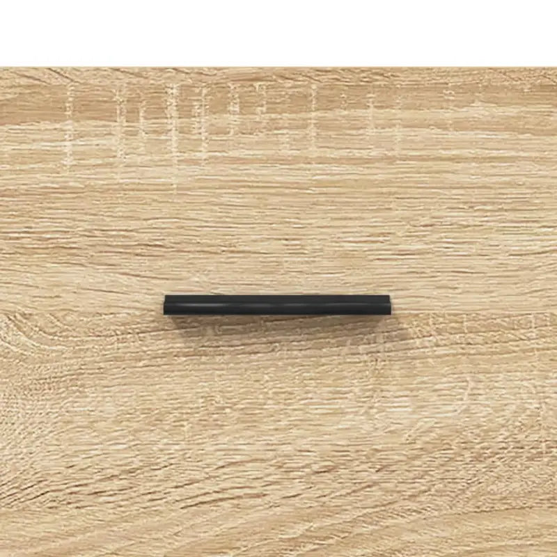 Modern dressoir met metalen poten en bewerkt hout voor een tijdloze uitstraling - Dressoirs & buffetkasten
