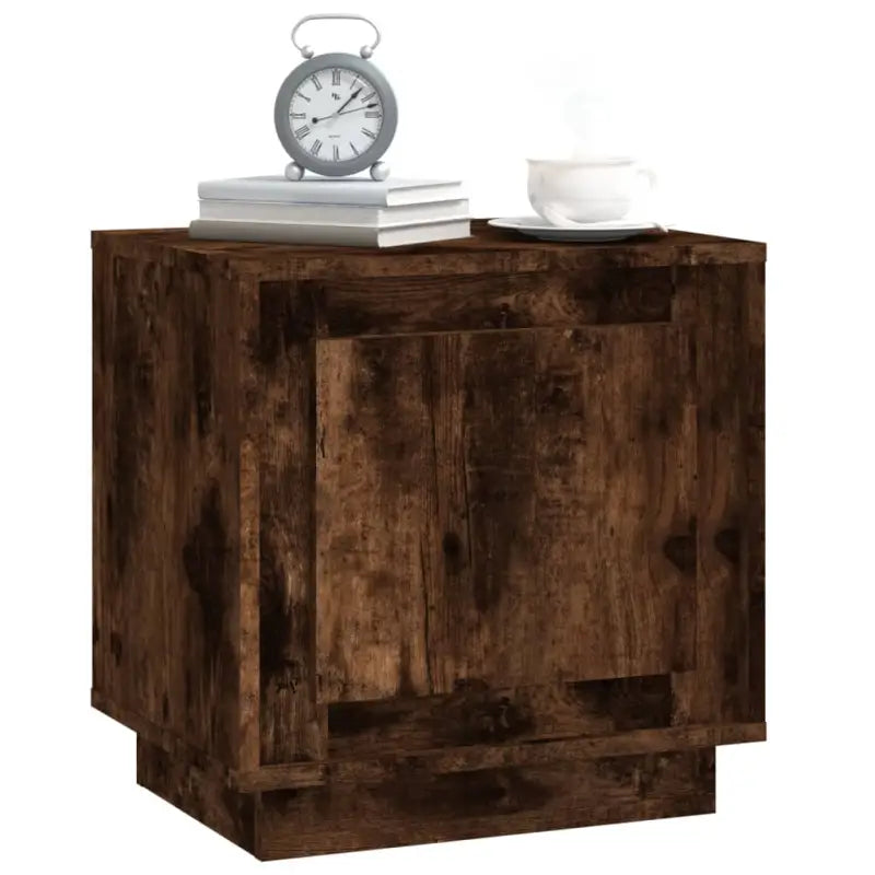 Moderne stijl nachtkastje van bewerkt hout voor een eigentijds interieur - Nachtkastjes