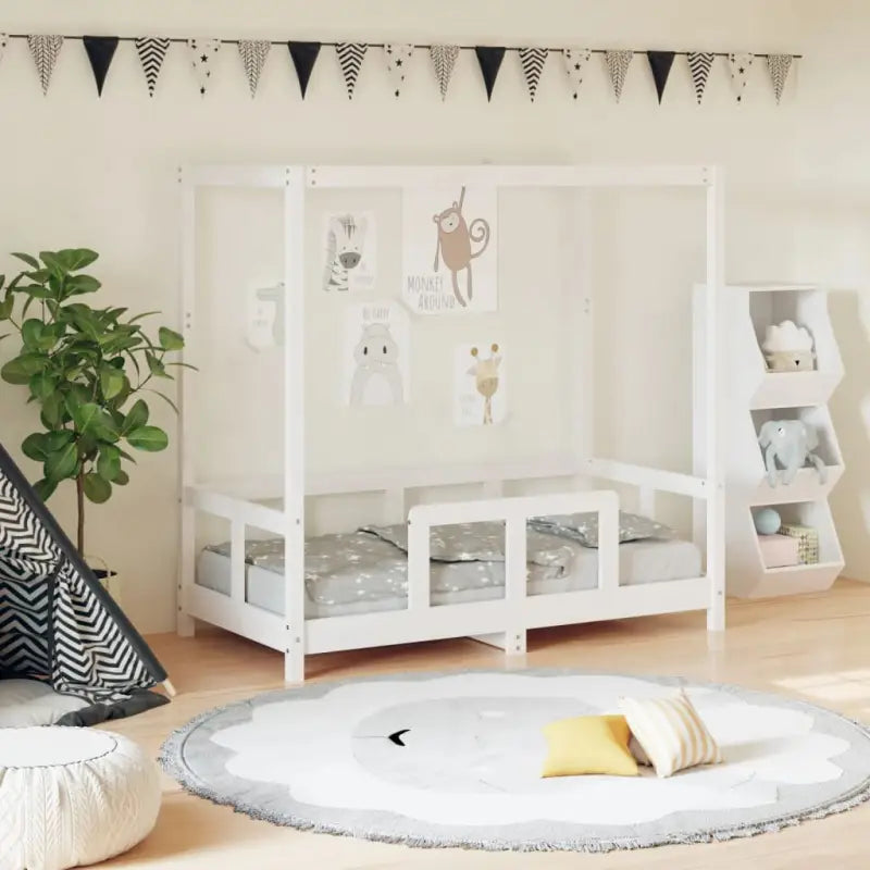 Peuterbed met massief grenenhout voor een natuurlijke slaapkamer - Wit / 70 x 140 cm - Peuter- & kinderbedden