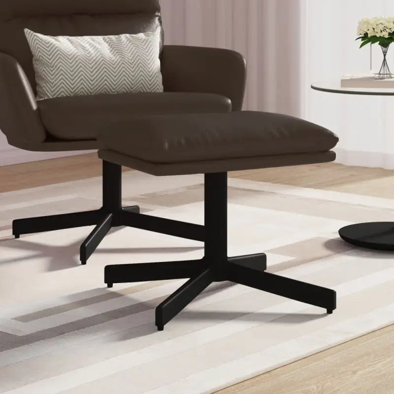 Poefs met metalen poten voor een modern en comfortabel interieur - Poefs