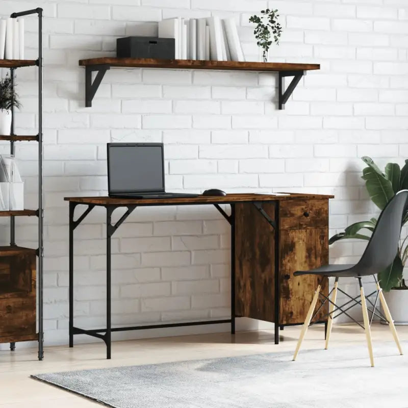 Praktisch en decoratief bureaublad van bewerkt hout - Gerookt eiken - Bureaus