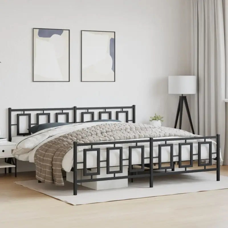 Robuust metalen bedframe met extra opbergruimte en tijdloos design - Zwart / 193 x 203 cm / met hoofdbord & voetbord
