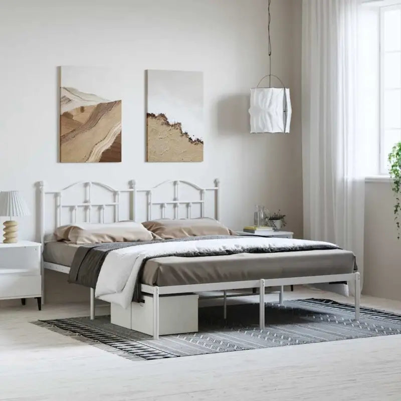 Robuust metalen bedframe met extra opbergruimte en tijdloos design - Wit / 183 x 213 cm / met hoofdbord - Bedden &