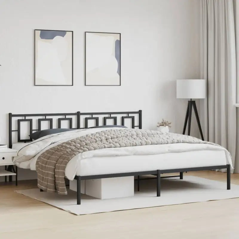 Robuust metalen bedframe met extra opbergruimte en tijdloos design - Zwart / 193 x 203 cm / met hoofdbord - Bedden &