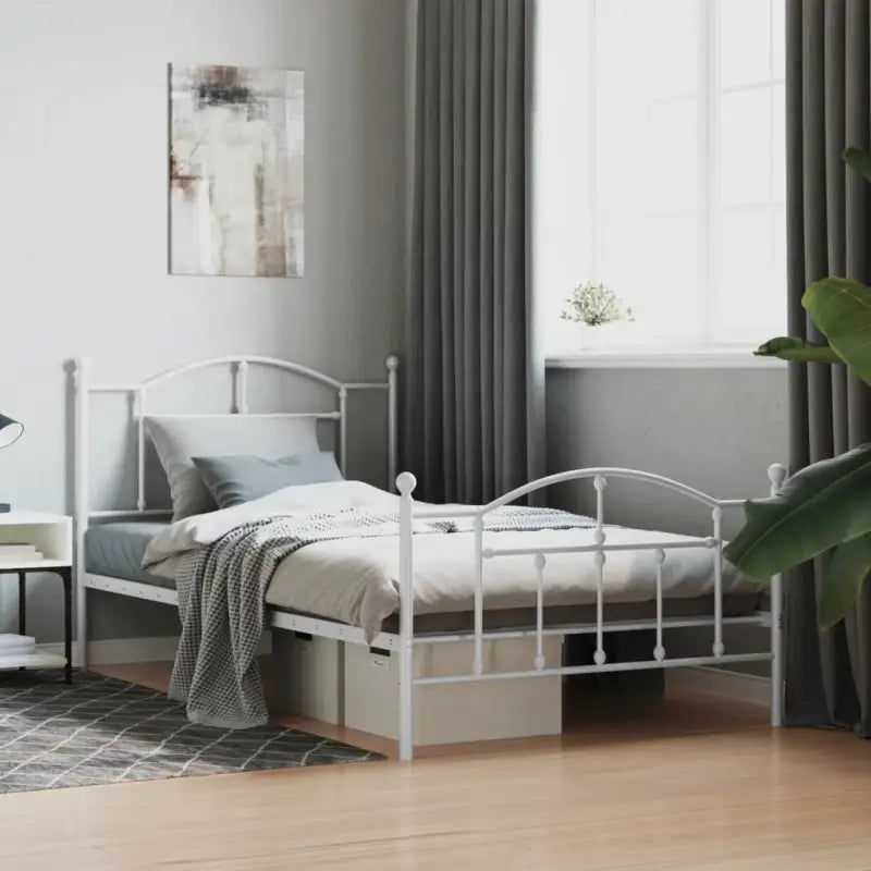 Robuust metalen bedframe met extra opbergruimte en tijdloos design - Wit / 107 x 203 cm / met hoofdbord & voetbord
