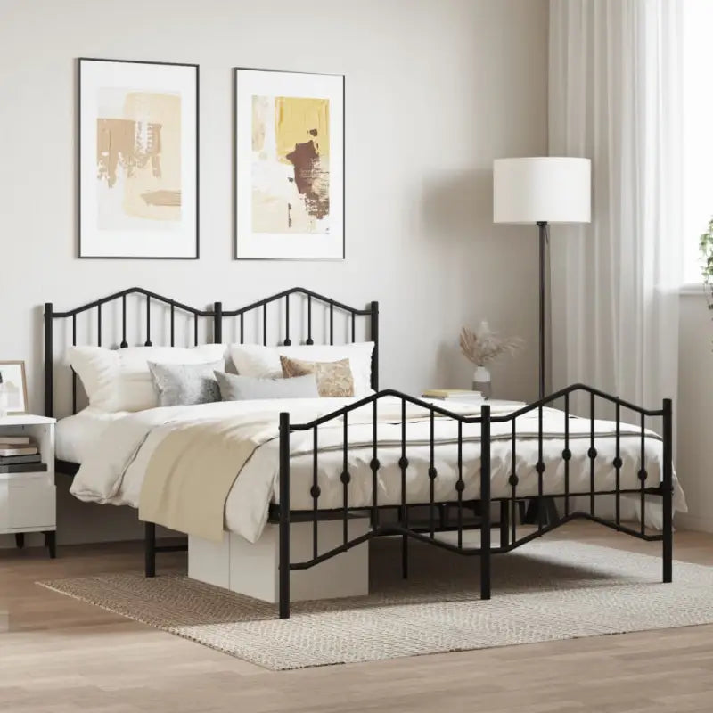 Robuust metalen bedframe met extra opbergruimte en tijdloos ontwerp - Zwart / 140 x 190 cm / met hoofdbord & voetbord