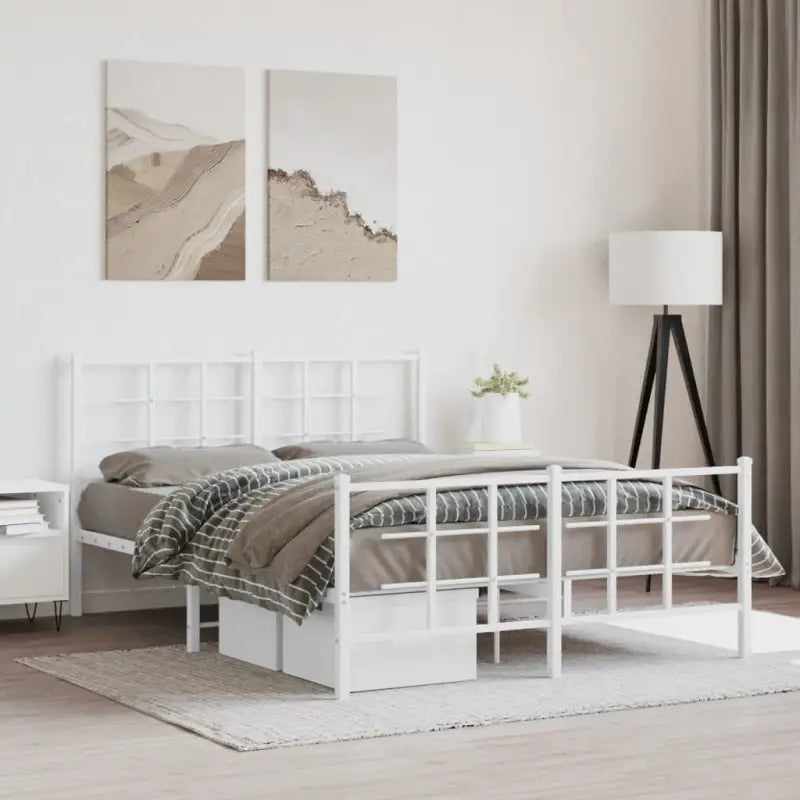 Robuust metalen bedframe met extra opbergruimte en tijdloos ontwerp - Wit / 135 x 190 cm / met hoofdbord & voetbord