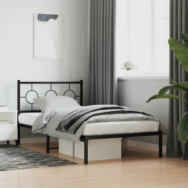 Robuust metalen bedframe met tijdloos design en extra opbergruimte - Zwart / 100 x 190 cm / met hoofdbord - Bedden &