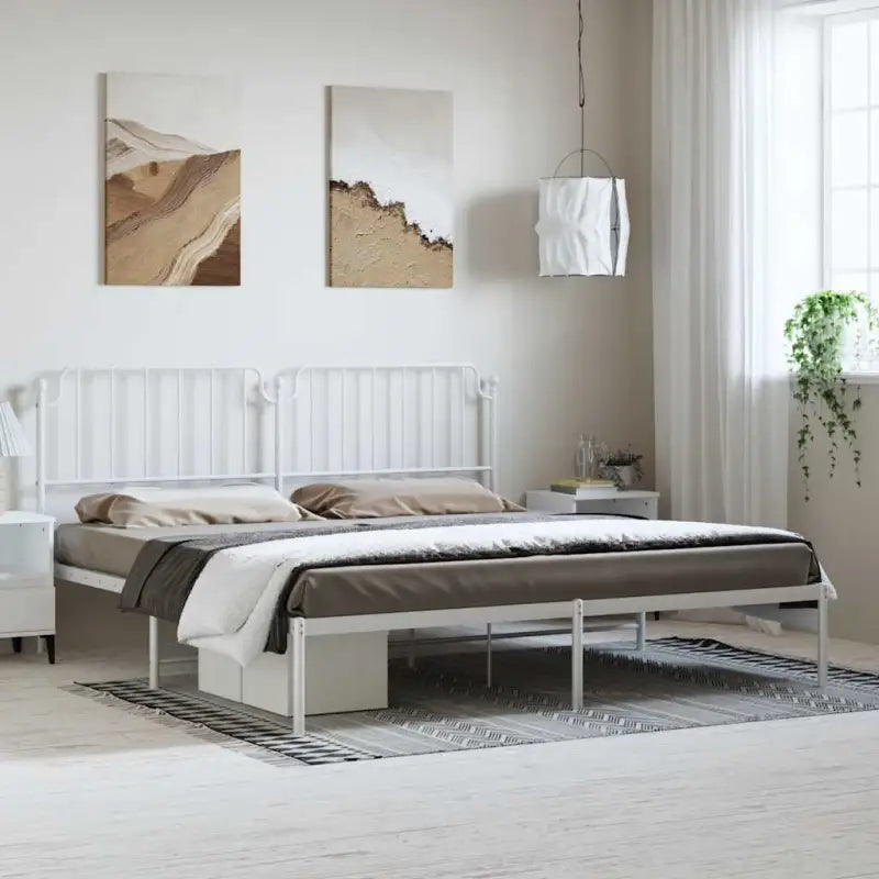 Robuust metalen bedframe met tijdloos design en extra opbergruimte - Wit / 193 x 203 cm / met hoofdbord - Bedden &