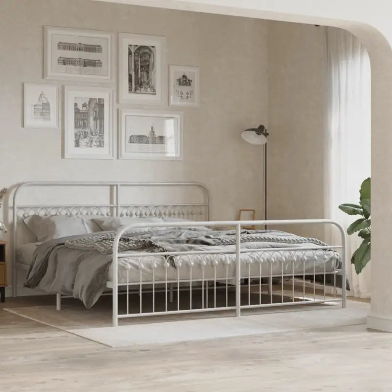Robuust metalen latten bedframe met extra opbergruimte - Wit / 200 x 200 cm / met hoofdbord & voetbord - Bedden &
