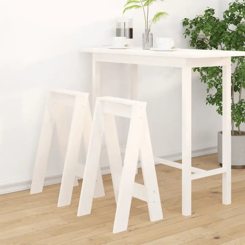 Rustieke krukken van massief grenenhout voor je interieur - Klapstoelen & krukken