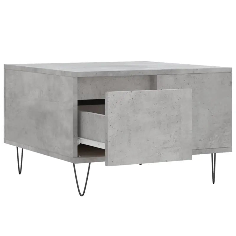 Salontafel met bewerkt hout en metalen poten voor moderne elegantie - Salontafels