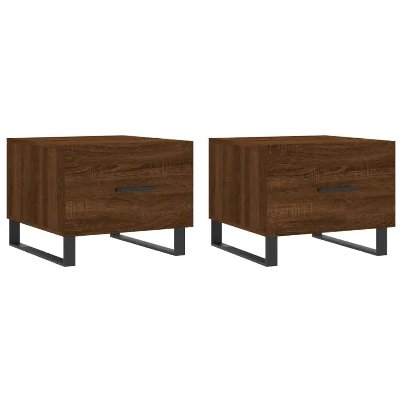 Salontafel met ijzeren poten en bewerkt hout voor een stijlvolle woonkamer - Salontafels