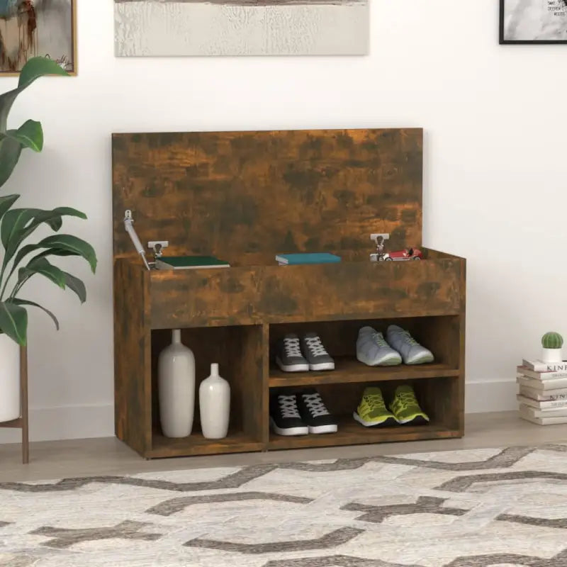Schoenenrek met trendy ontwerp en gladde bovenkant van bewerkt hout - Schoenenrekken
