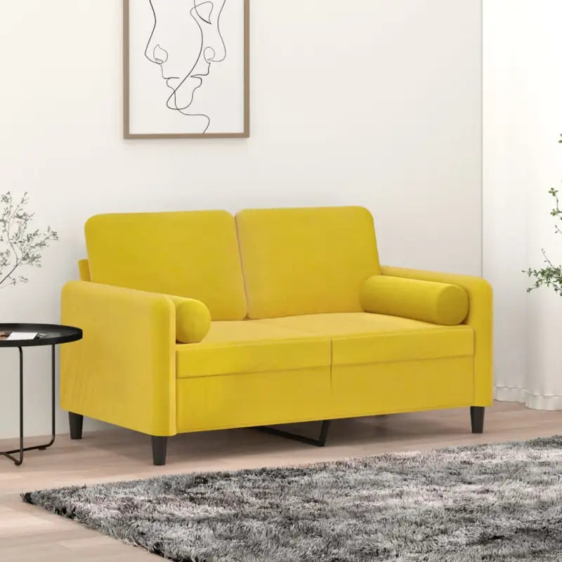 Sierkussens van fluweel voor een comfortabele en stijlvolle inrichting - Geel / 1 - Sierkussens