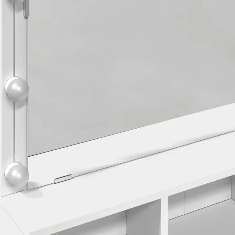 Slaapkamerkaptafel van bewerkt hout met binnen handbereik accessoires - Slaapkamerkaptafels