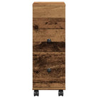 Smalle badkamerkast van bewerkt hout voor een decoratieve en praktische ruimte - Opbergkasten & lockerkasten