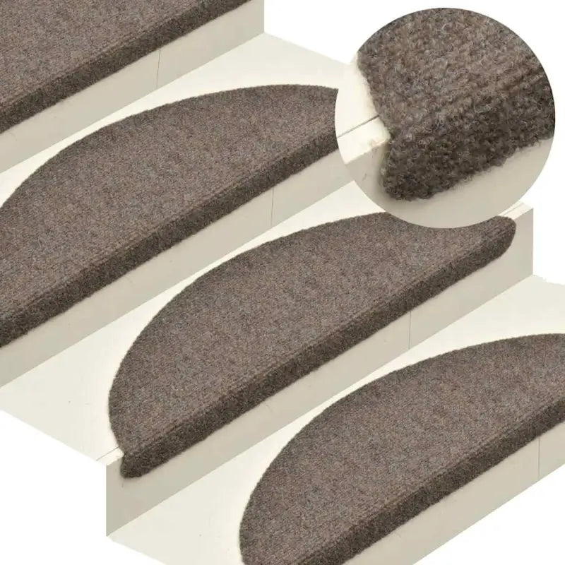 Trapmatten met genaaldvilte stof voor veiligheid en bescherming levering bevat - Crème / 65 x 21 x 4 cm / 5 - Trapmatten