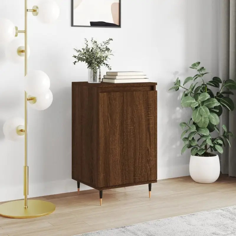 Trendy dressoirs met metalen poten en bewerkt hout voor een tijdloze uitstraling - Bruineiken / 1 - Dressoirs &