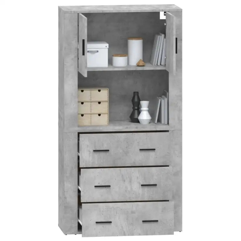 Trendy hoge kast van bewerkt hout met unieke charme en duurzaamheid - Dressoirs & buffetkasten