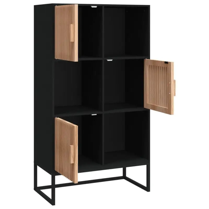 Trendy hoge kast van bewerkt hout voor je bestaande interieur - Opbergkasten & lockerkasten