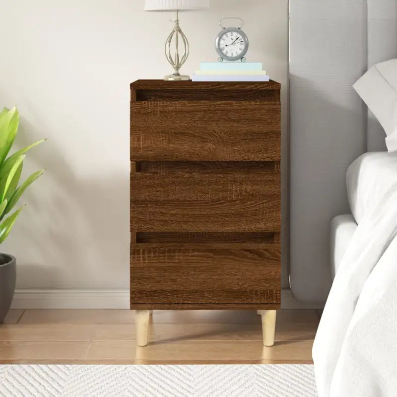 Trendy nachtkastje met houten poten en bewerkt hout voor een strak interieur - bruin eikenkleur / 1 - Nachtkastjes