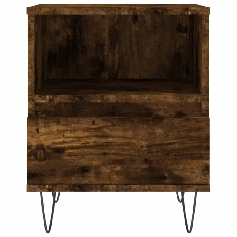Trendy nachtkastjes met bewerkt hout en metalen poten voor een strak interieur - Nachtkastjes