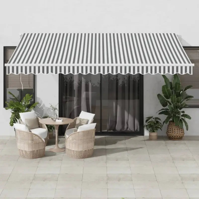 Uitschuifbare luifel van gepoedercoat aluminium voor automatische bescherming - Antraciet en wit / 450 x 300 cm / 1
